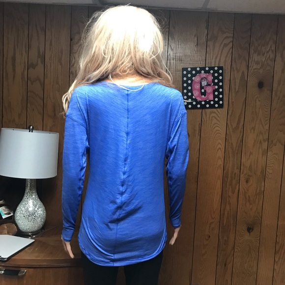 Lululemon 5 Mile Long Sleeve - blue- Size None - measurements In the Photos - Picture 8 of 14